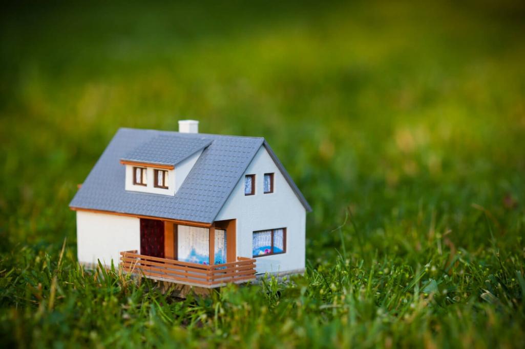 Покупка загородного дома в ипотеку: риски и сложности